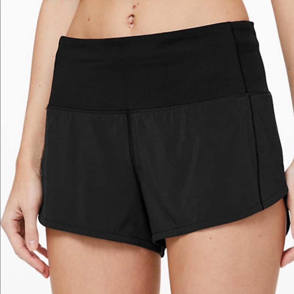 Lululemon Hi Rise 2.5” Speed Up Short Navy, Sz 4